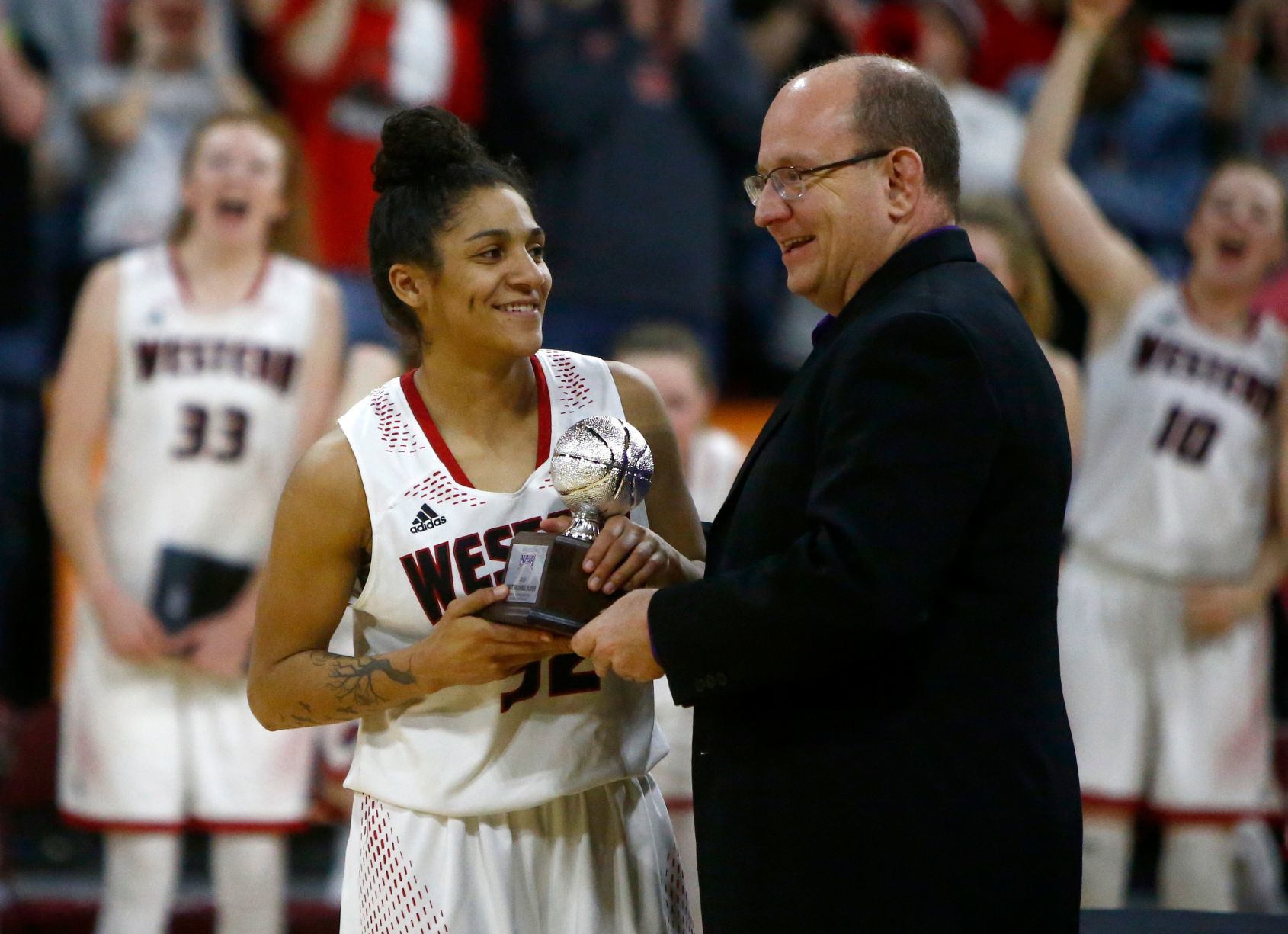 Montana Western takes on Oklahoma City in NAIA Championship